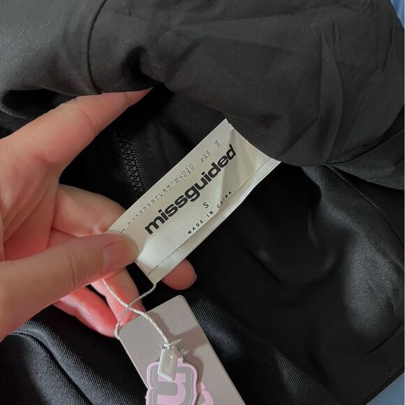 Missguided Black Halter Top Peek a Boo Bow Details S - Picture 7 of 8